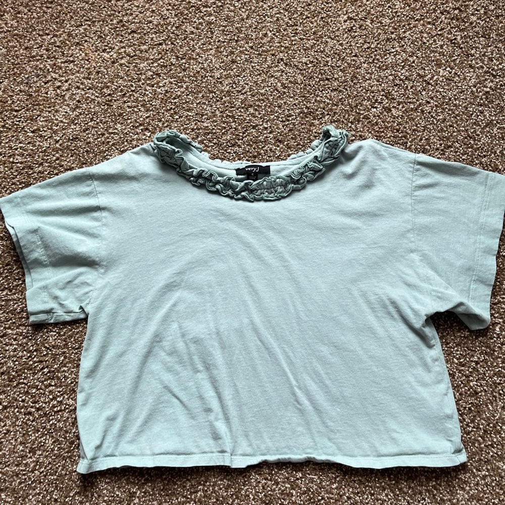 Very J cropped mint green, t shirt . Womens small